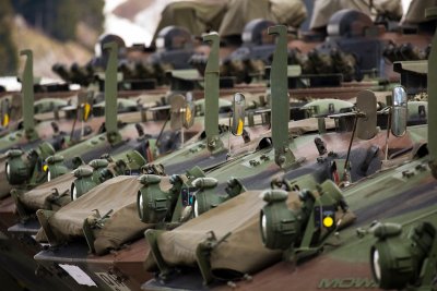 Waarom Nederlanders massaal geld steken in defensiebedrijven